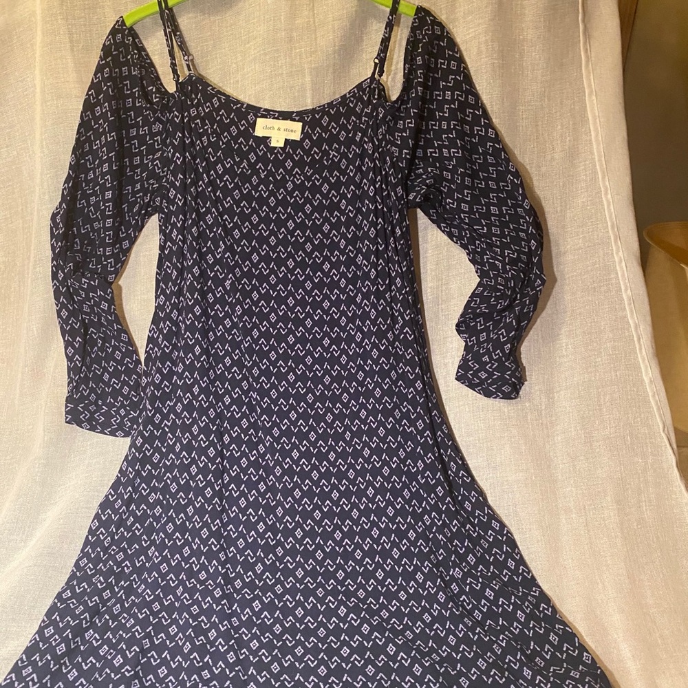 Cloth & Stone flowy top